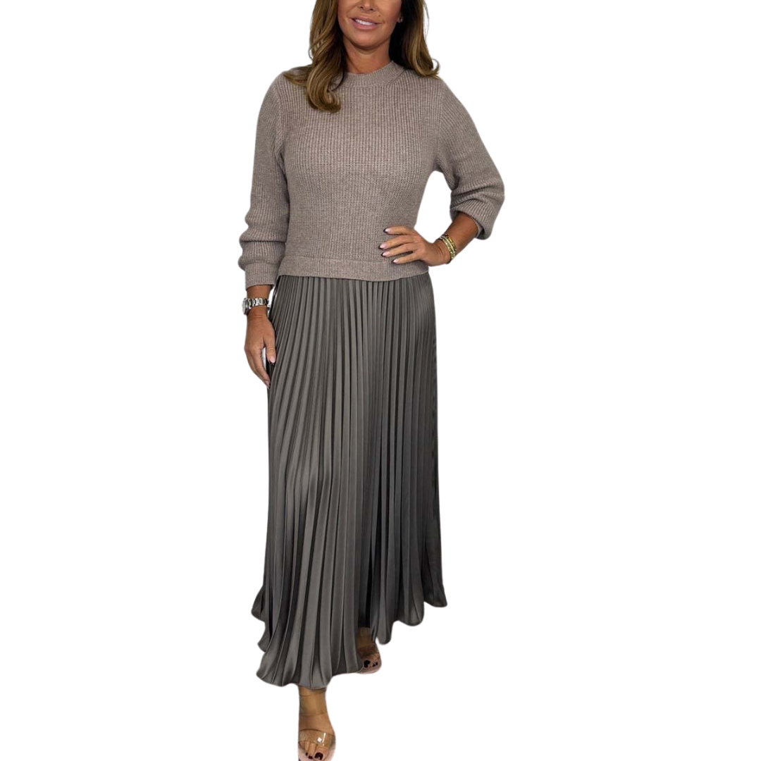 Sofie™ | Emilia Long Sweater With Pleated Skirt