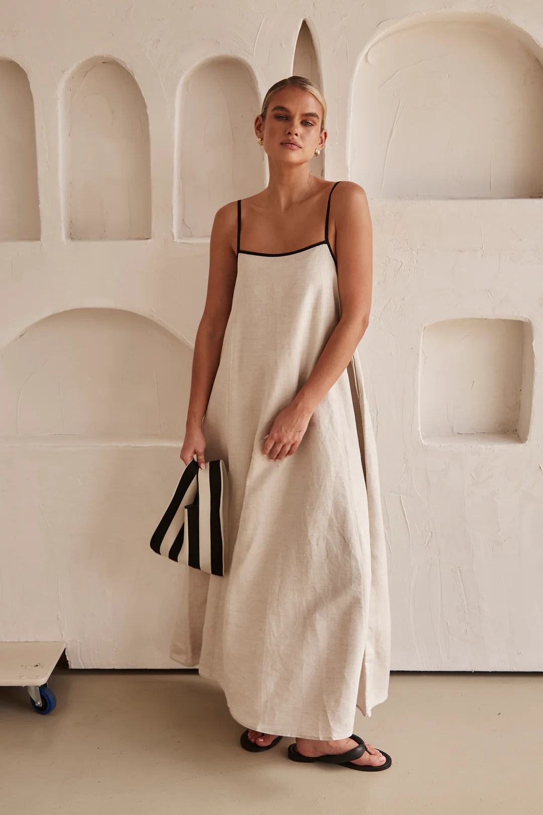 Sofie™ | Contrast Linen Maxi Dress