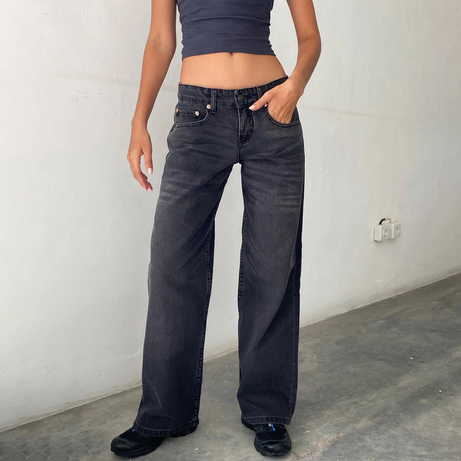 Sofie™ | Relaxed Fit Black Washed Wide-Leg Jeans